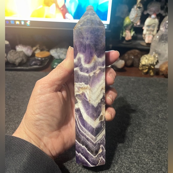 Chevron Amethyst Crystal Tower / Point - Picture 5 of 7